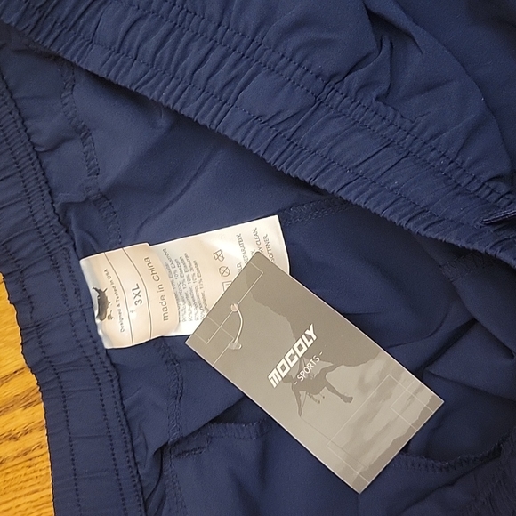 Cargo athletic shorts - Picture 2 of 2